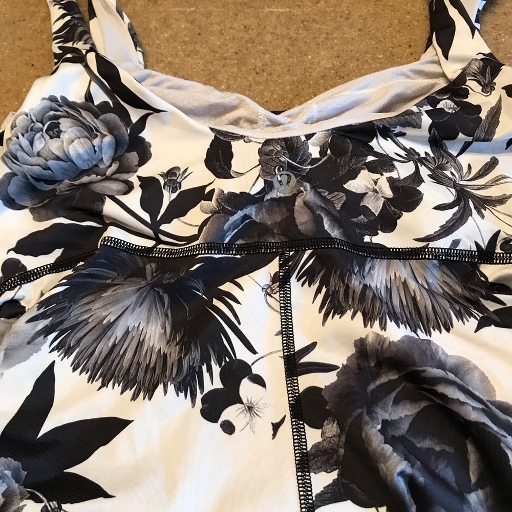 COPY - Lululemon floral tank